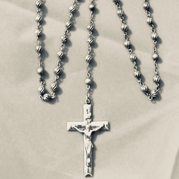 Creed Sterling Silver 27 Grams 19" Rosary - Picture 2 of 5